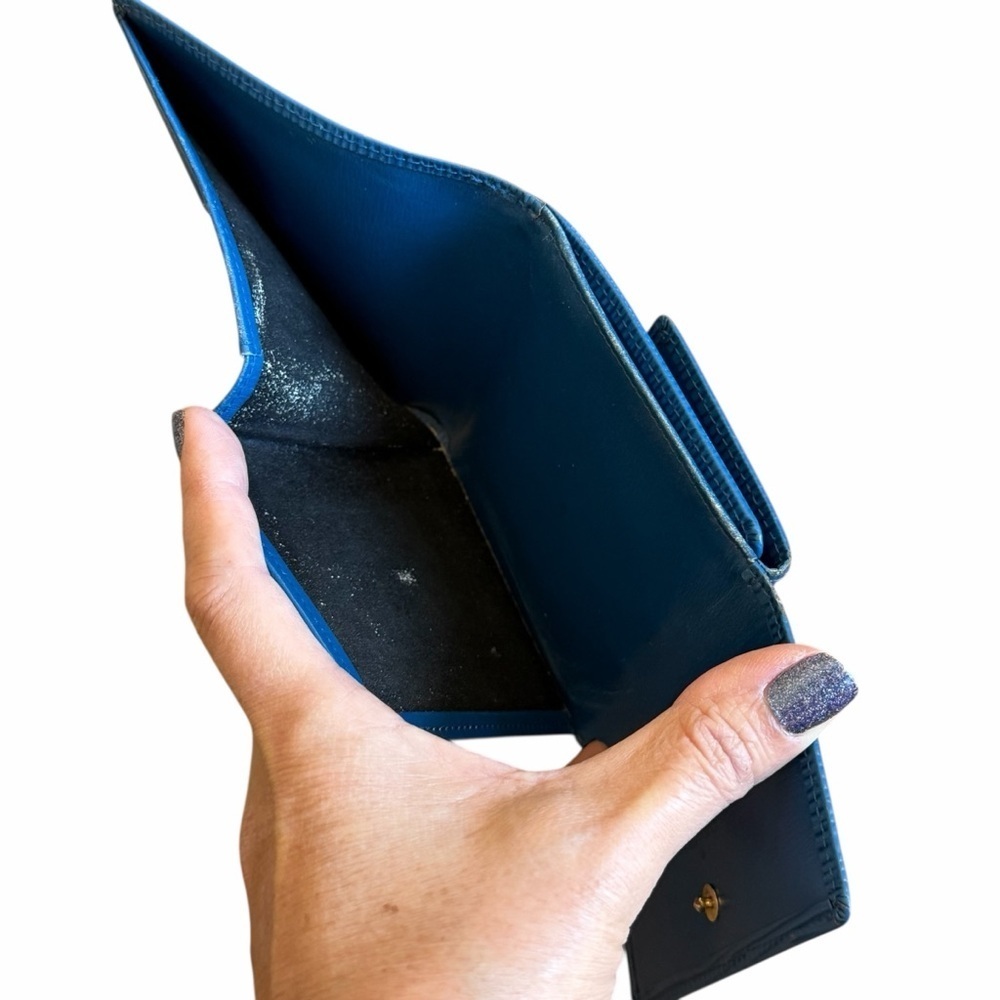 Louis Vuitton Blue Epi Elise Wallet 2007 VGUC - Picture 11 of 13